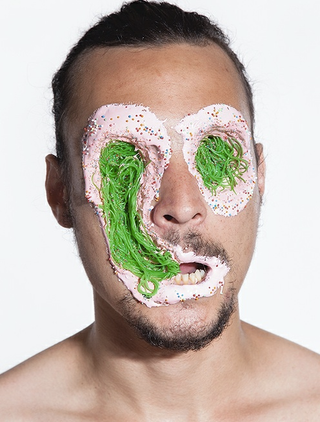 Illustration for article titled Gruesome injuries recreated with candy and ice cream are pure nightmare fuel